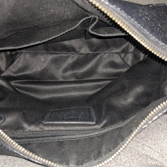 Coach Pebbled Leather Hobo Bag - Vintage - Style No. D1082-F14680 - Picture 5 of 13